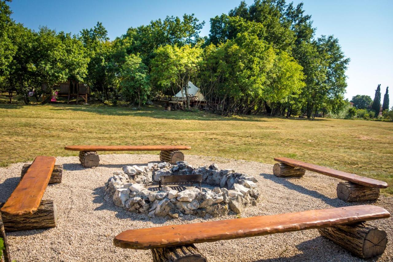 Robinson Accommodation Freedom Foli Zewnętrze zdjęcie